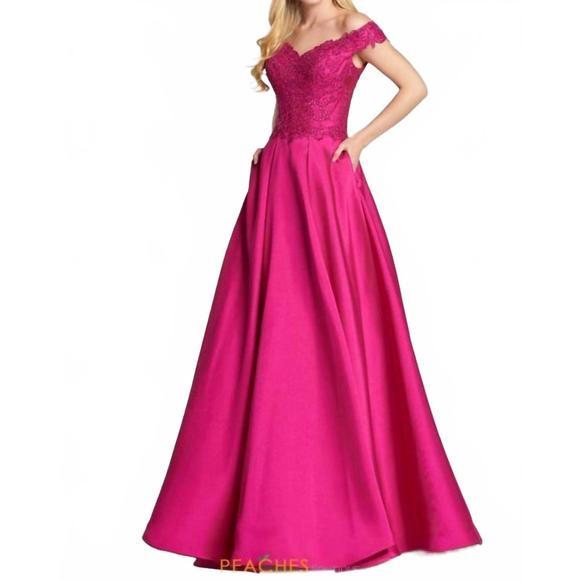 NEW ELLIE WILDE women's prom dress in hot pink